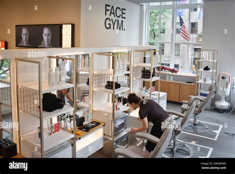 face gym saks